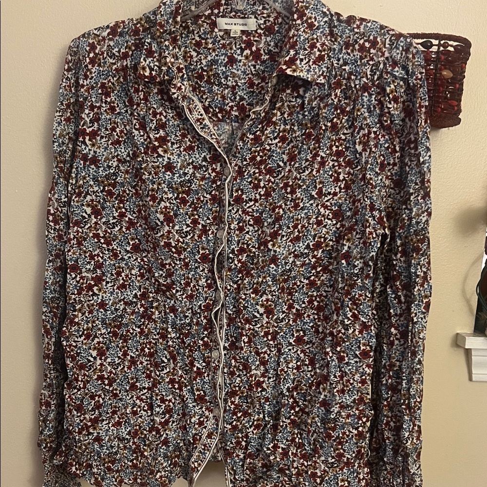 Max Studio Red and Blue Floral Blouse